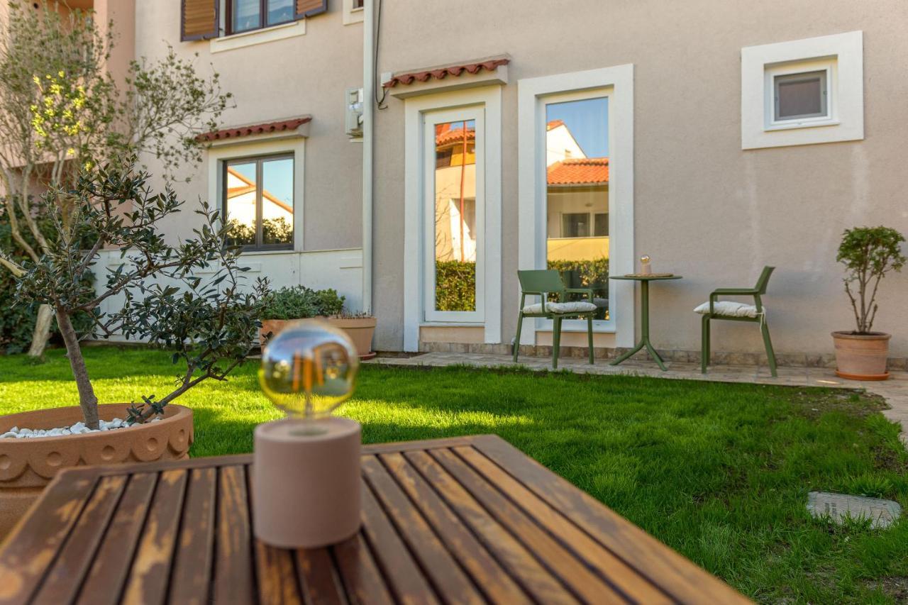 Studio Apartman Lilly With Private Parking In The Yard Of The House PUY 외부 사진