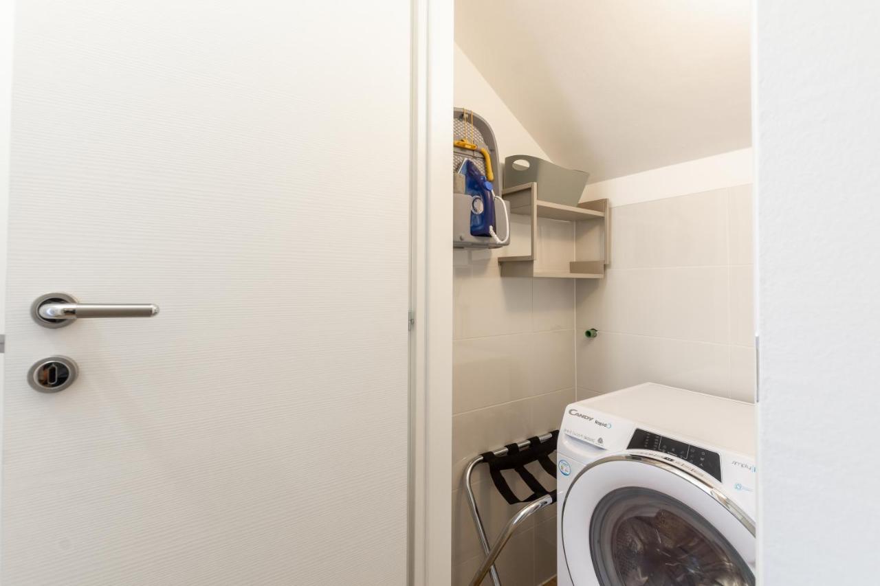 Studio Apartman Lilly With Private Parking In The Yard Of The House PUY 외부 사진